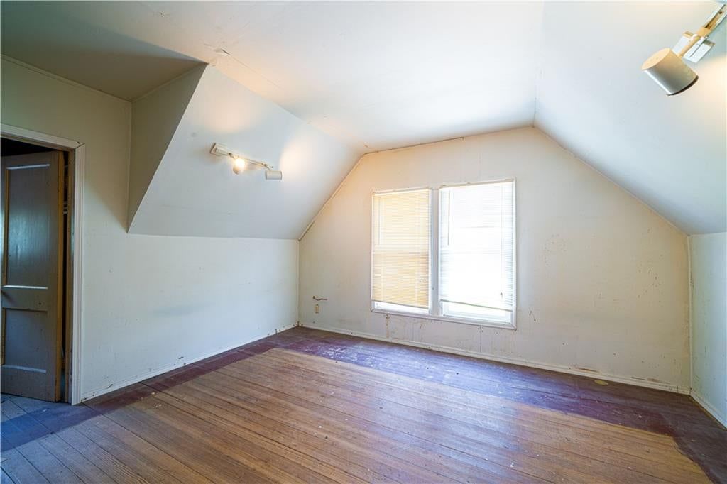 303 W Elijah Street — photo 14