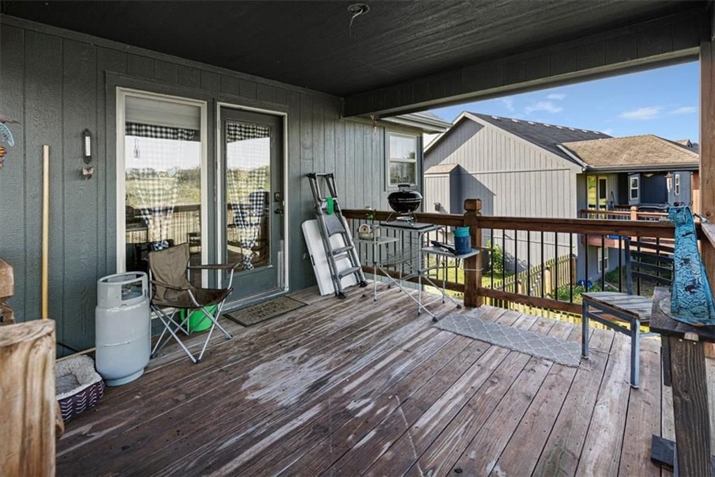 908 N Birch Street — photo 10