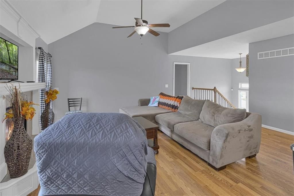 908 N Birch Street — photo 16