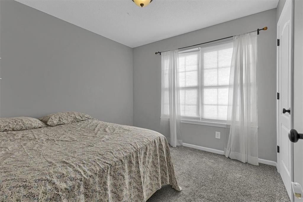 908 N Birch Street — photo 23