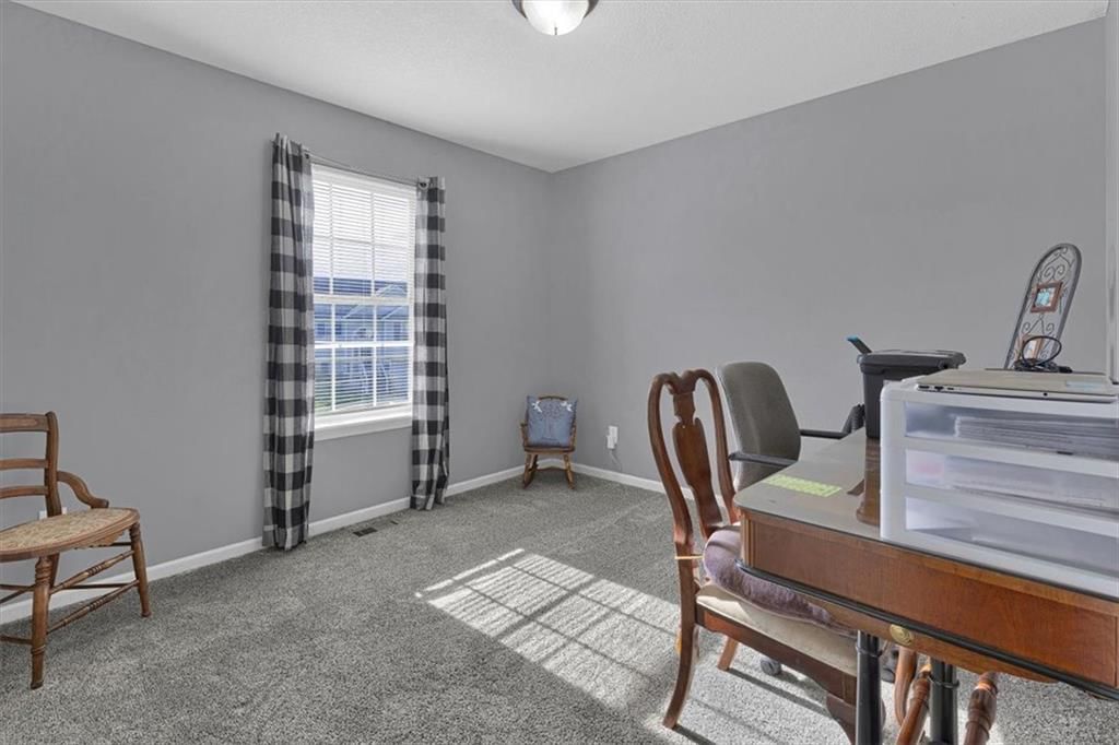 908 N Birch Street — photo 24
