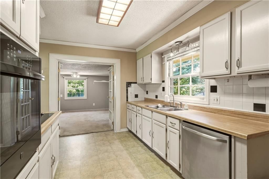 3108 S 47th Street — photo 14