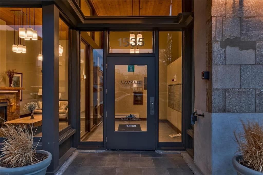 1535 Walnut Street — photo 12