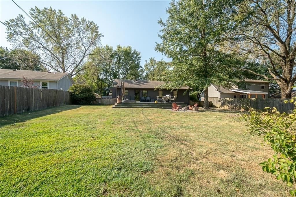 218 King Street — photo 40