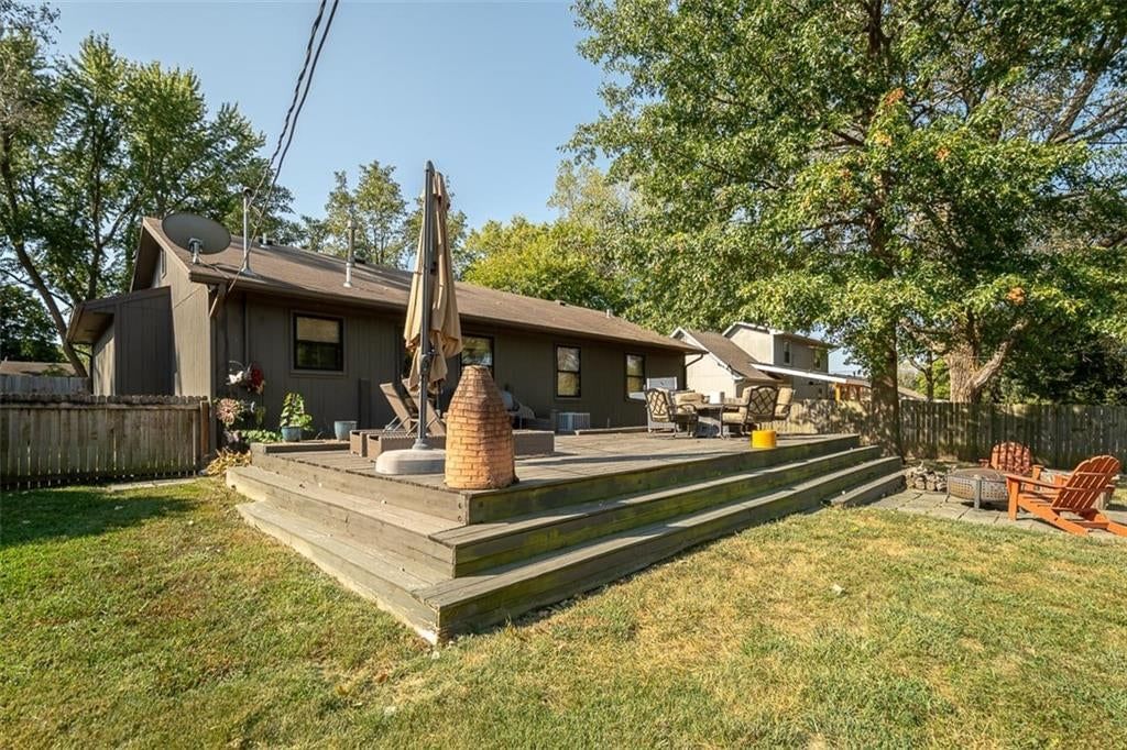 218 King Street — photo 43