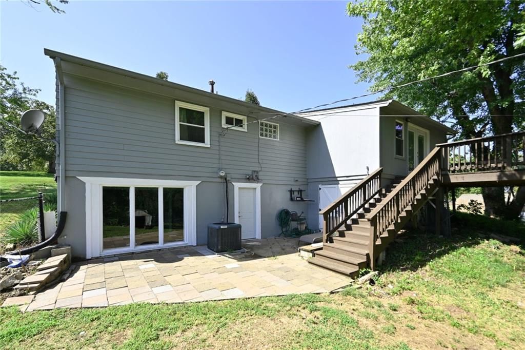 1421 Todd Street — photo 7