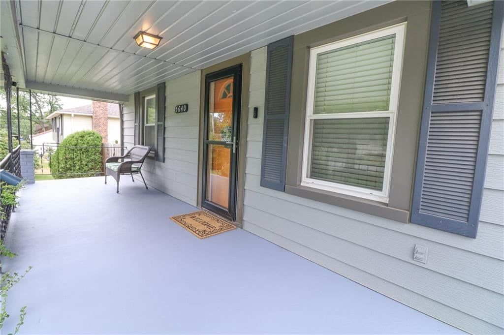 5640 Long Avenue — photo 2
