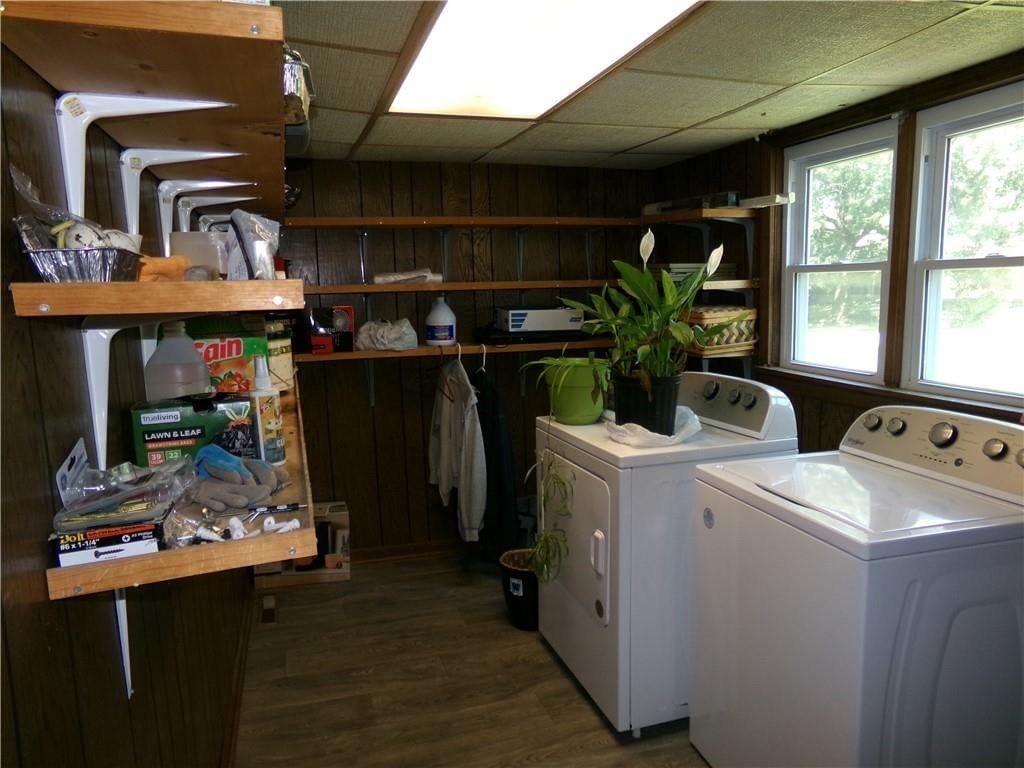107 N Walnut Street — photo 14