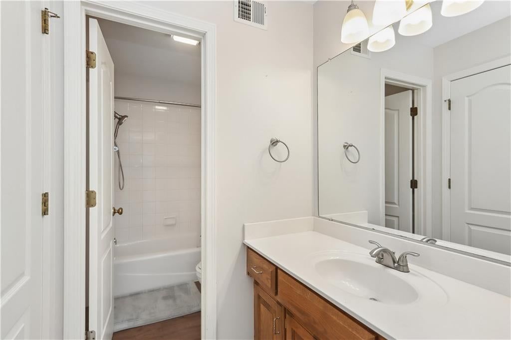 14521 S Greenwood Street — photo 21