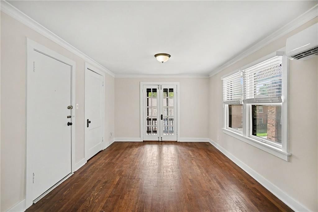 4419 Holly Street — photo 7