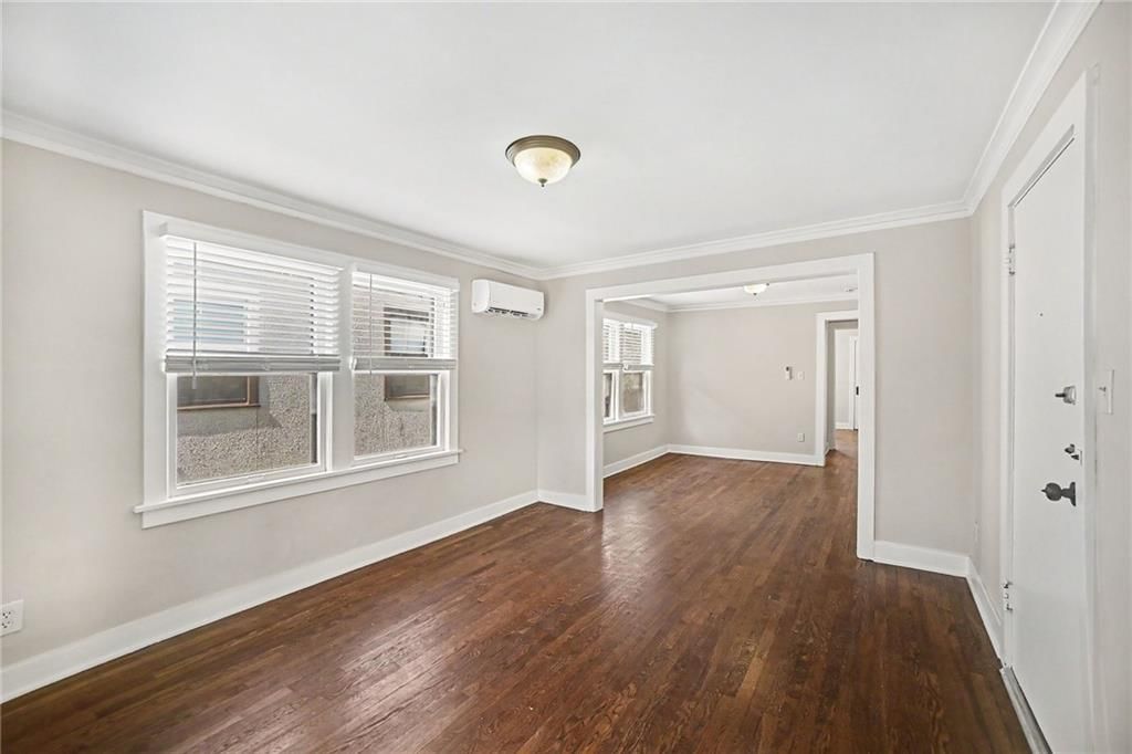 4419 Holly Street — photo 8