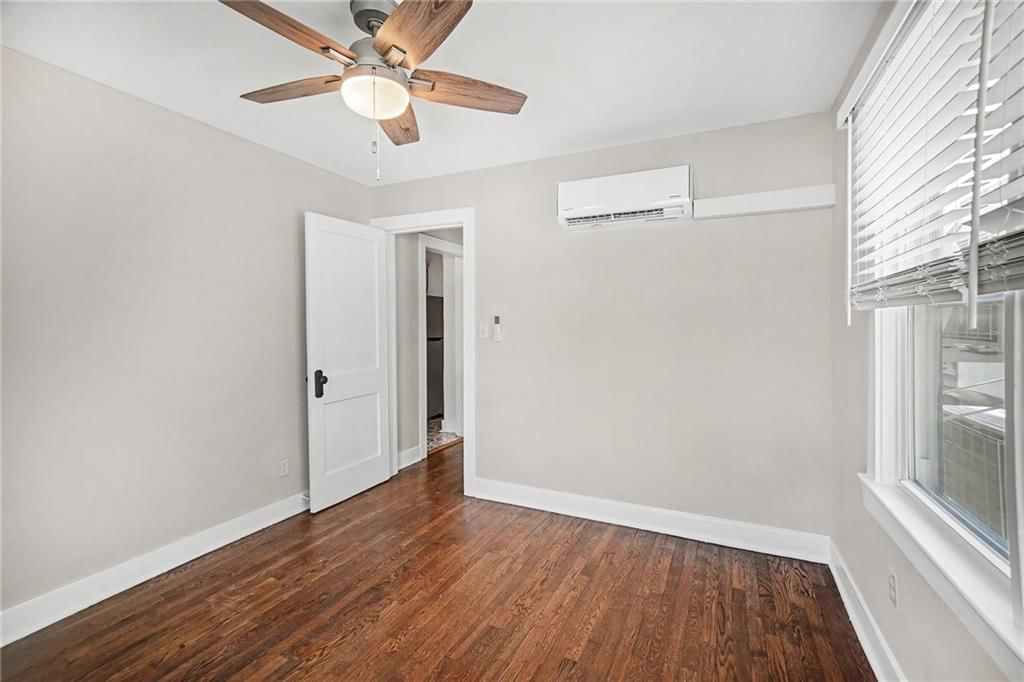 4419 Holly Street — photo 14