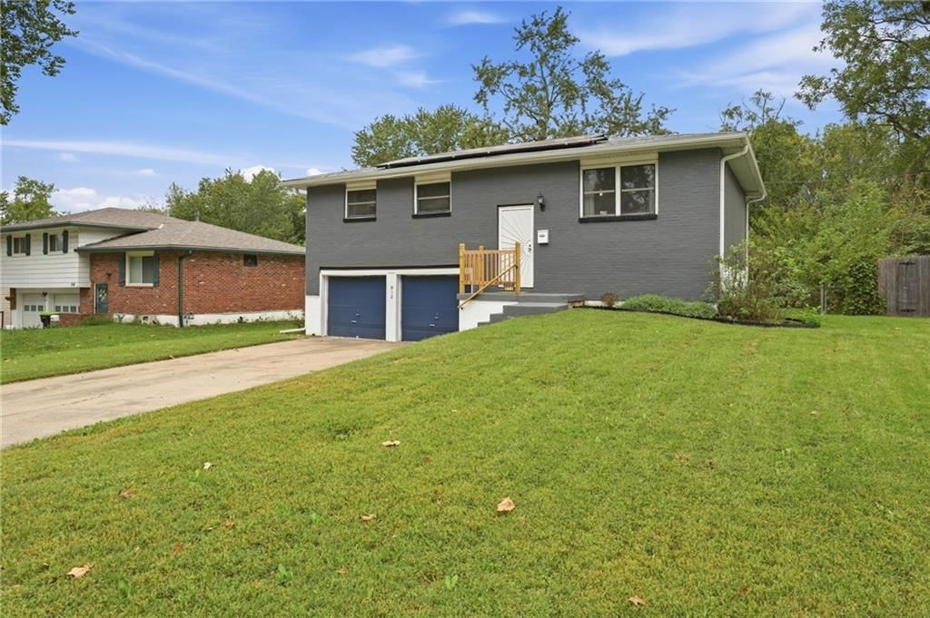 912 Colbern Drive, Belton, MO