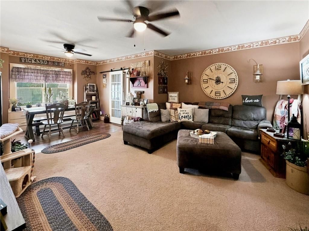 915 Woodward Street — photo 13
