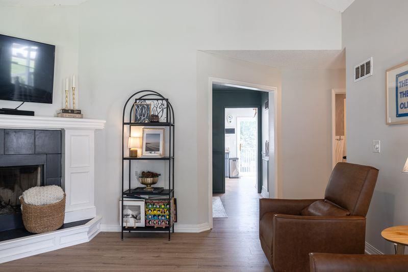 Photo 5 of 22 - 1505 NW 63 Terrace, Kansas City, MO 64118