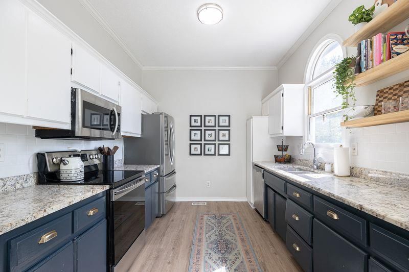 Photo 9 of 22 - 1505 NW 63 Terrace, Kansas City, MO 64118