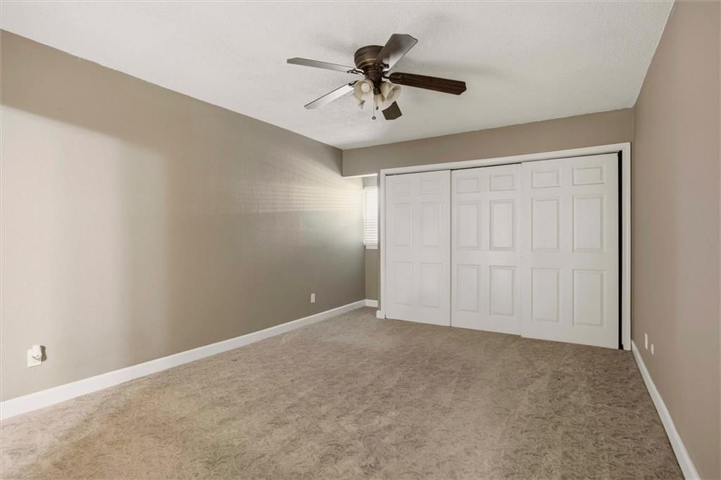 4727 Jarboe Street — photo 9