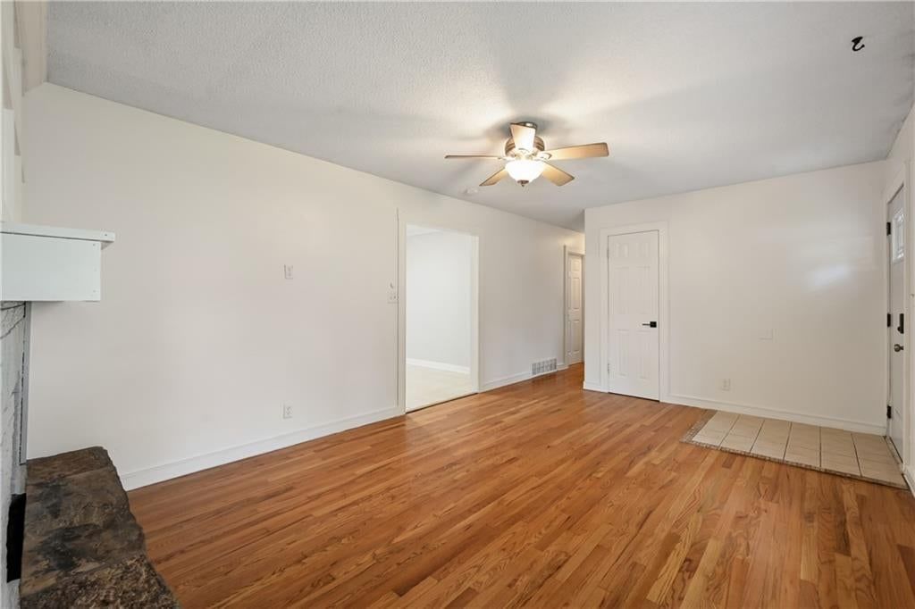 5501 N Highland Avenue — photo 5