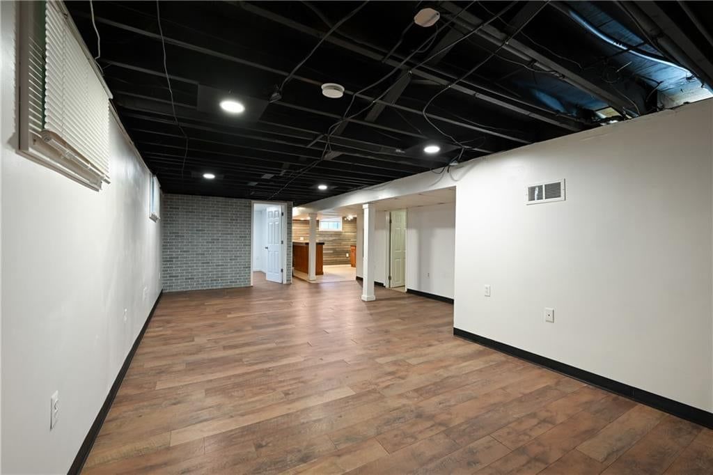 5501 N Highland Avenue — photo 15