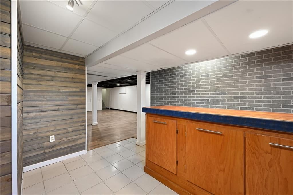 5501 N Highland Avenue — photo 17