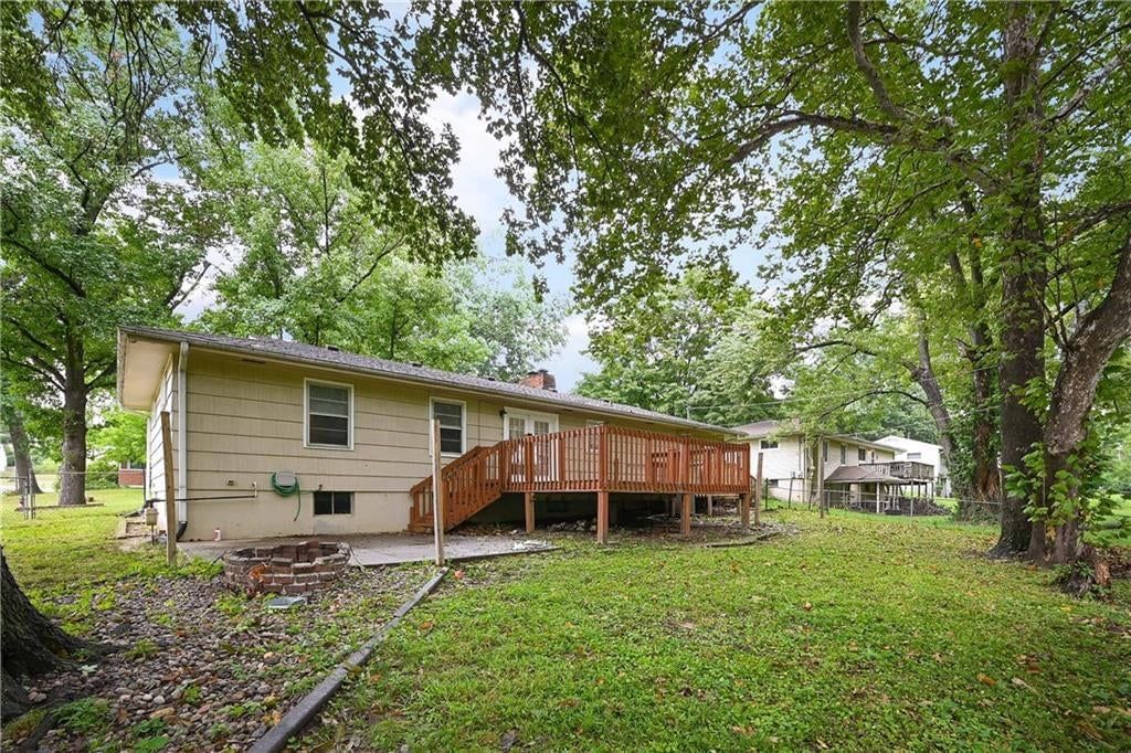 5501 N Highland Avenue — photo 25