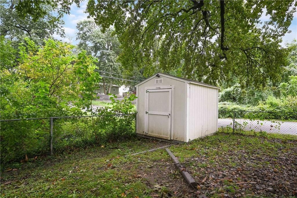 5501 N Highland Avenue — photo 26