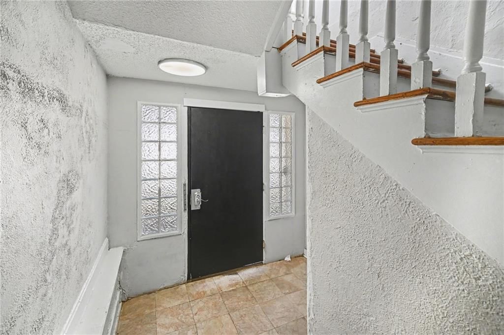 Photo 4 of 13 - 109 E 40th Street