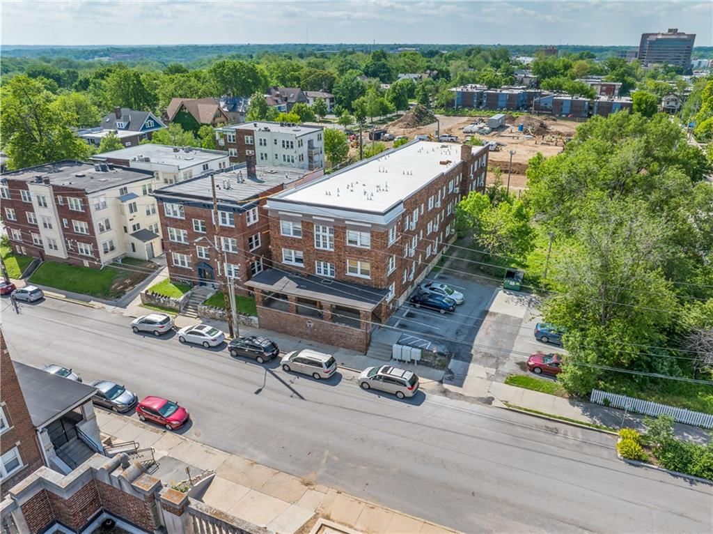 109 E 40th Street, Kansas City, MO