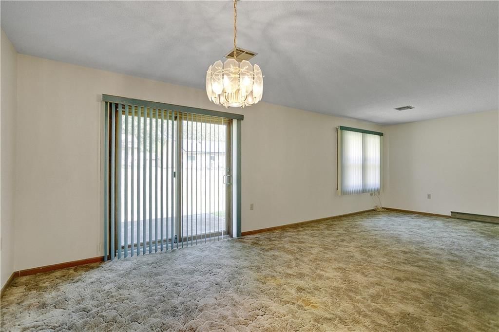 Photo 4 of 29, 8214 E 189th Terrace, Belton, MO 64012