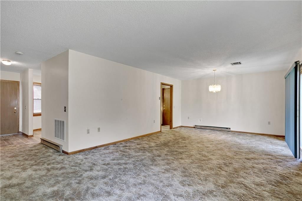 Photo 5 of 29 - 8214 E 189th Terrace, Belton, MO 64012
