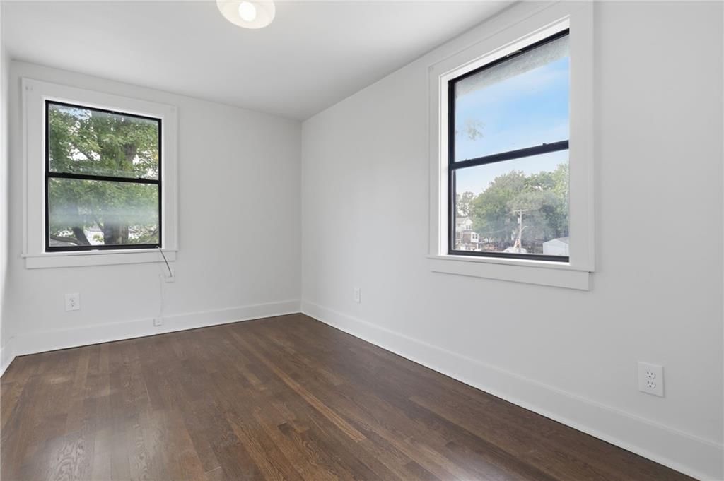 10107 E 11th Street — photo 32