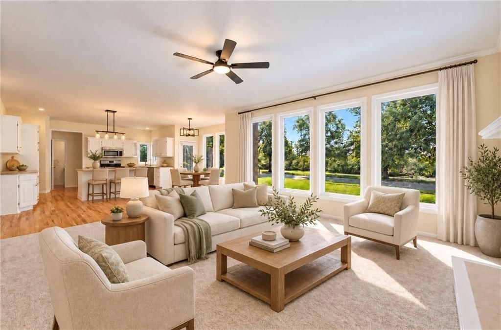 13721 Manor Road, Leawood, KS