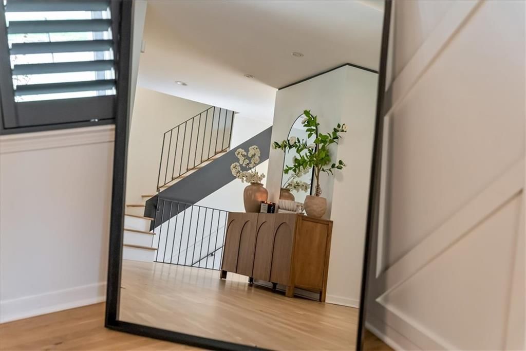 Photo 8 of 69 - 12809 Pembroke Circle, Leawood, KS 66209