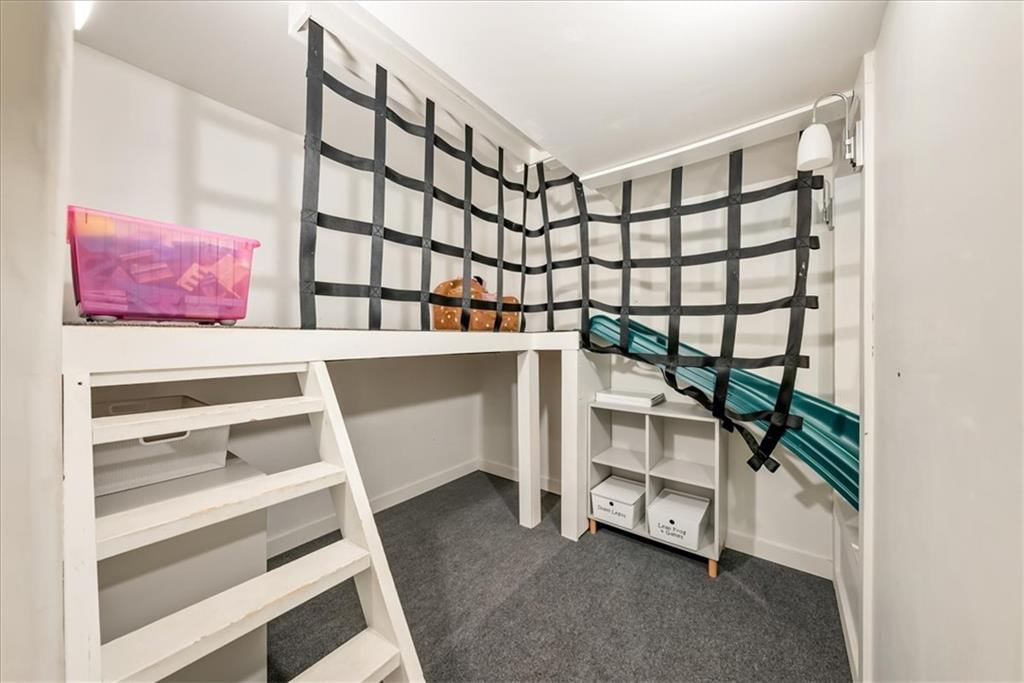Photo 46 of 69 - 12809 Pembroke Circle, Leawood, KS 66209
