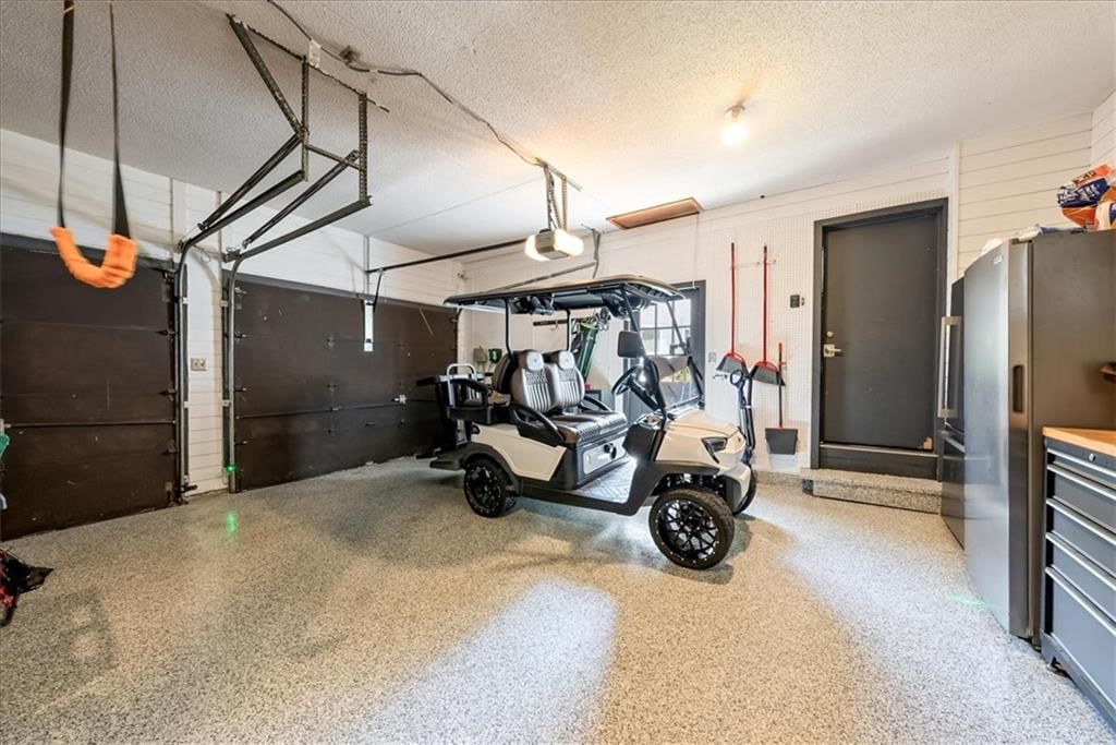 Photo 49 of 69 - 12809 Pembroke Circle, Leawood, KS 66209