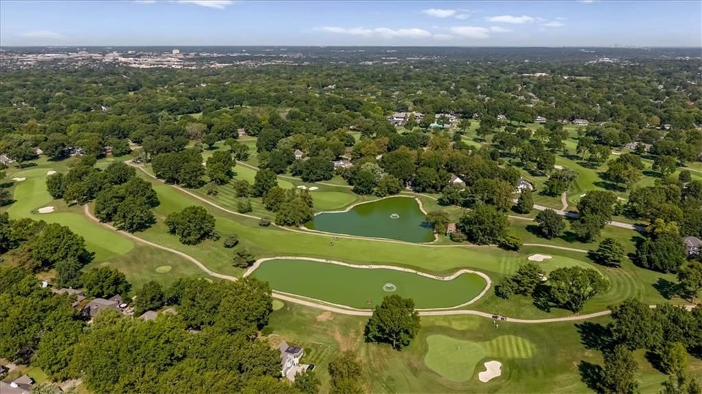 Photo 63 of 69 - 12809 Pembroke Circle, Leawood, KS 66209