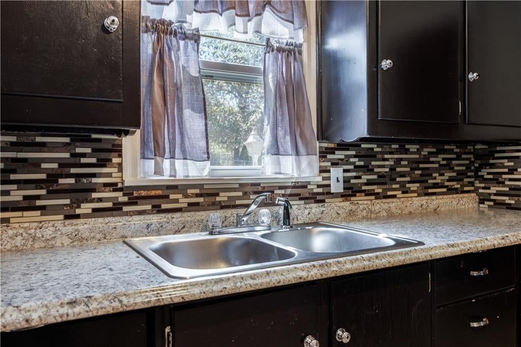 1213 W 3rd Street — photo 11