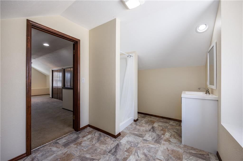 1213 W 3rd Street — photo 23