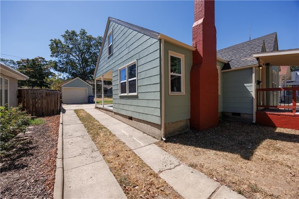 1213 W 3rd Street — photo 25