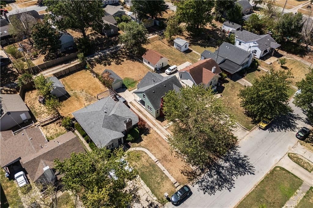 1213 W 3rd Street — photo 32