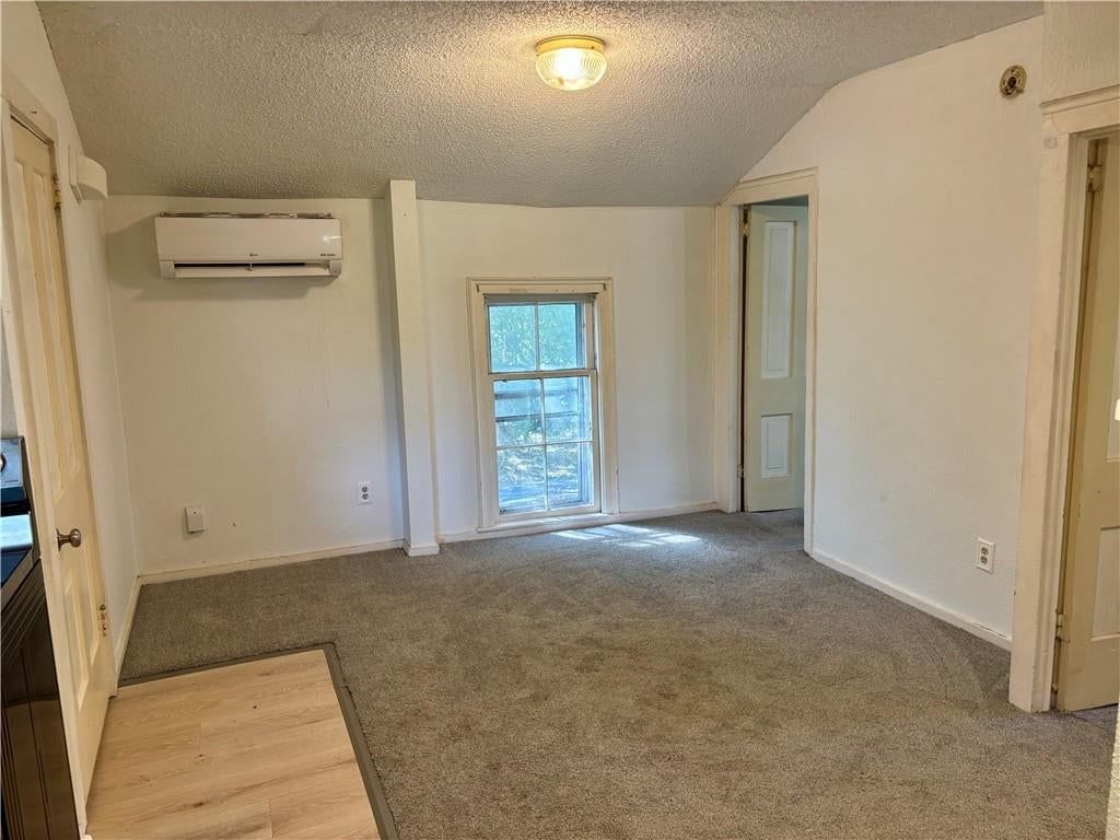 1123 Oregon Street — photo 19