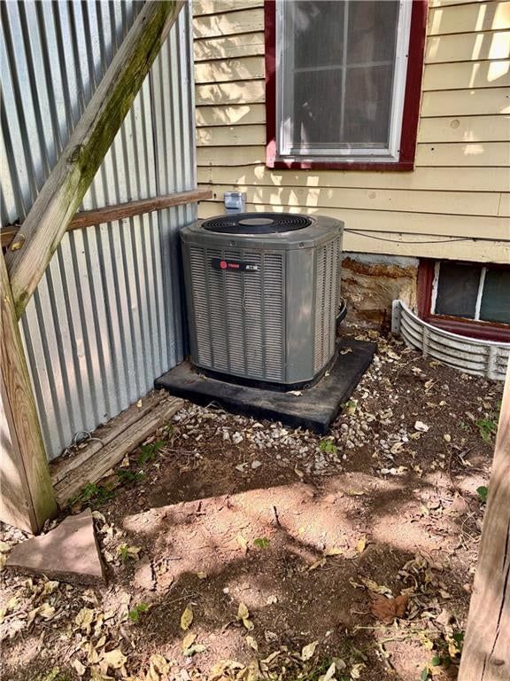 1123 Oregon Street — photo 25