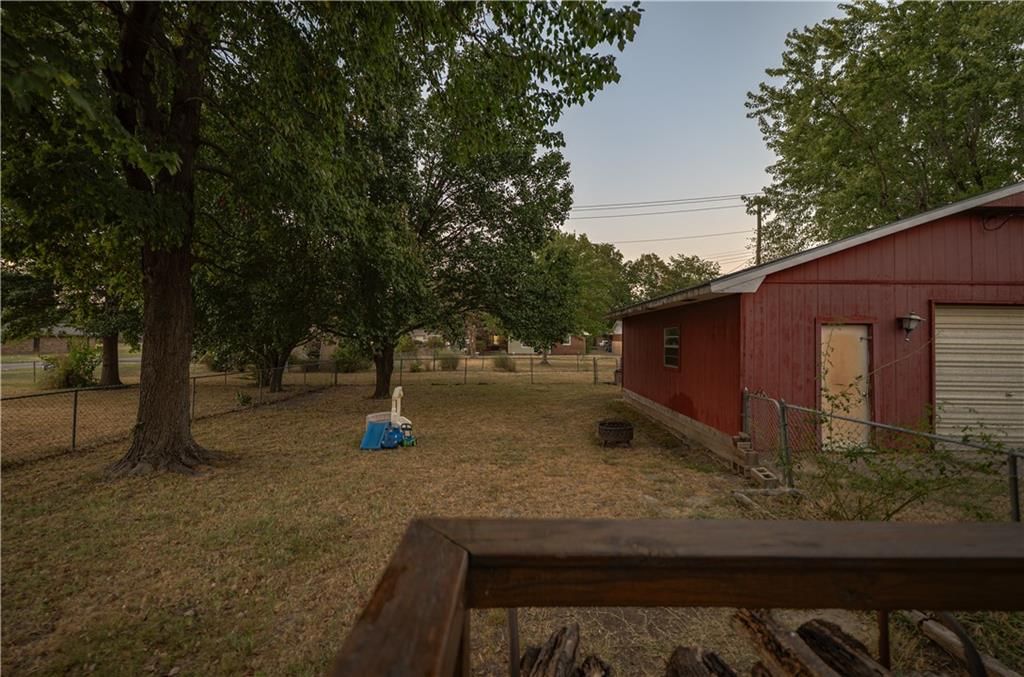 2206 W 1st Street — photo 13