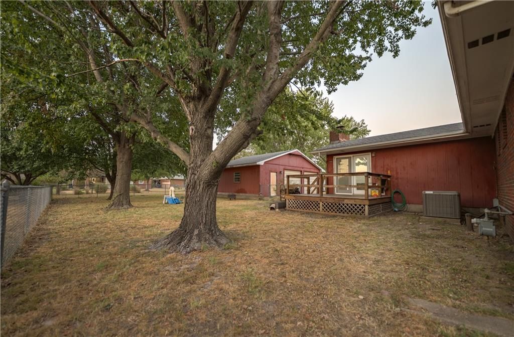 2206 W 1st Street — photo 14
