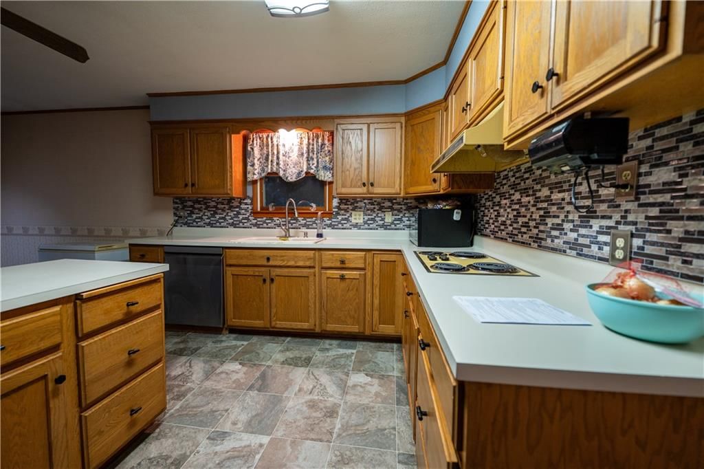 2206 W 1st Street — photo 24