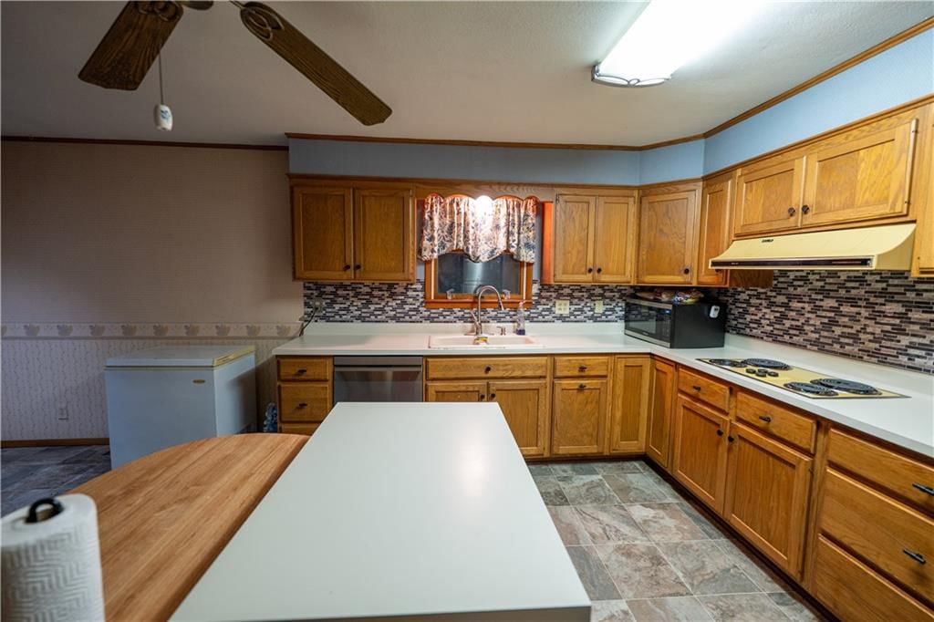 2206 W 1st Street — photo 25