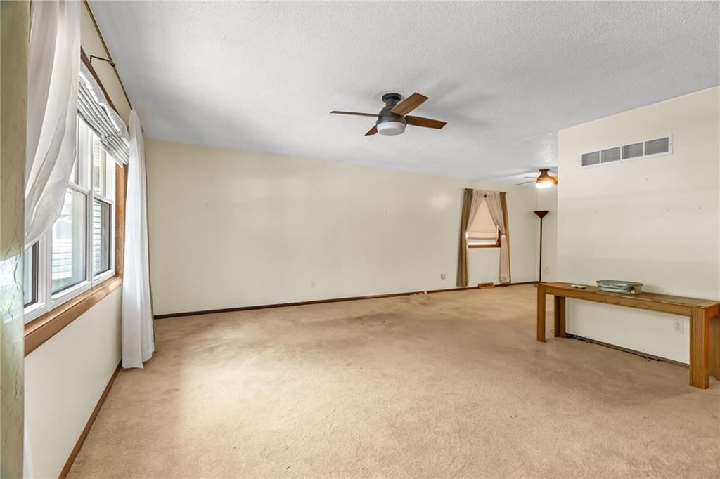 5609 N Booth Avenue — photo 3