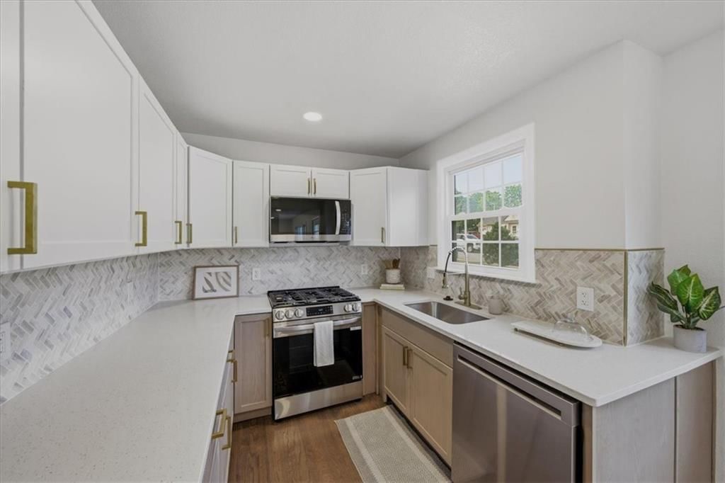 5411 W 50th Street — photo 6