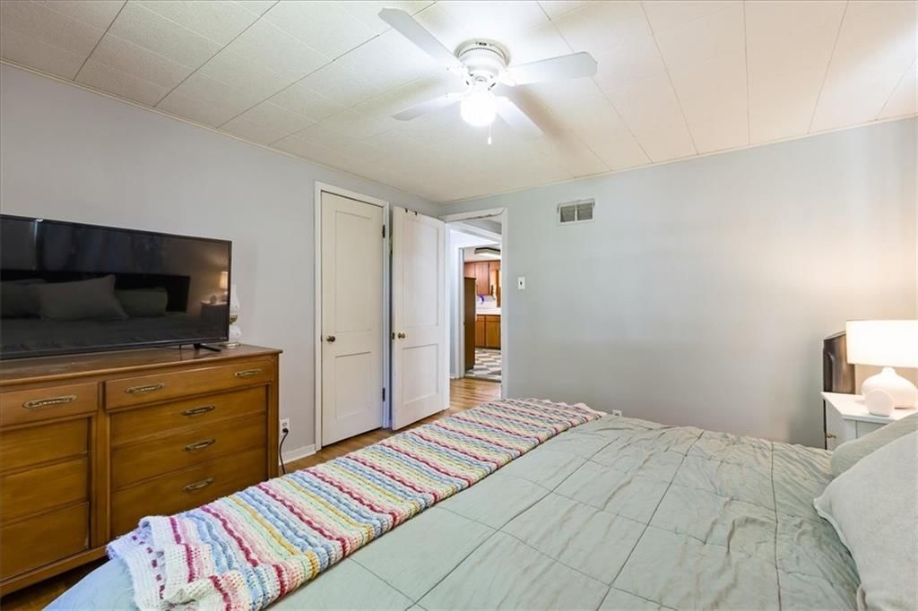 7217 Belinder Avenue — photo 16