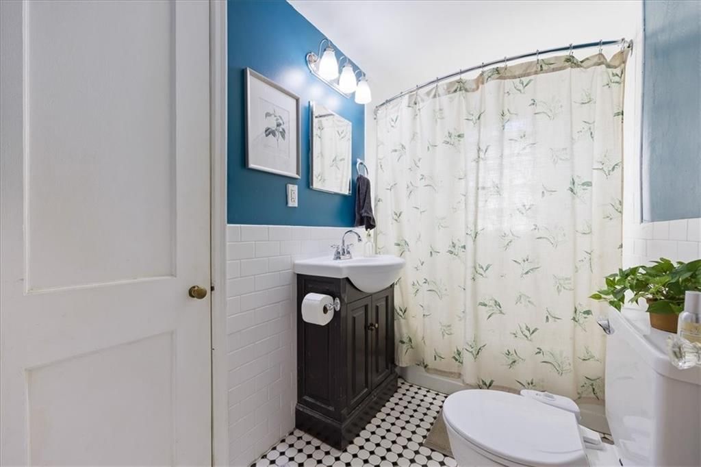 7217 Belinder Avenue — photo 17